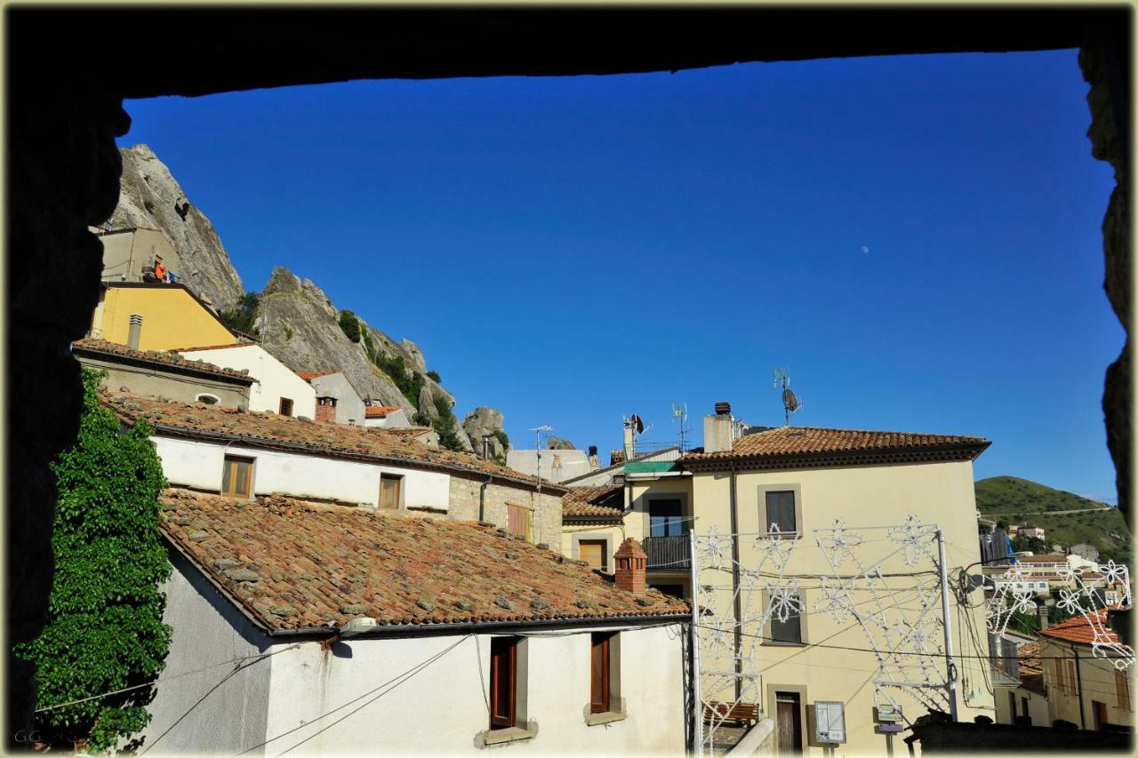 Hotel Il Palazzo Del Barone - Stanza Dei Maiorana Pietrapertosa Exterior foto